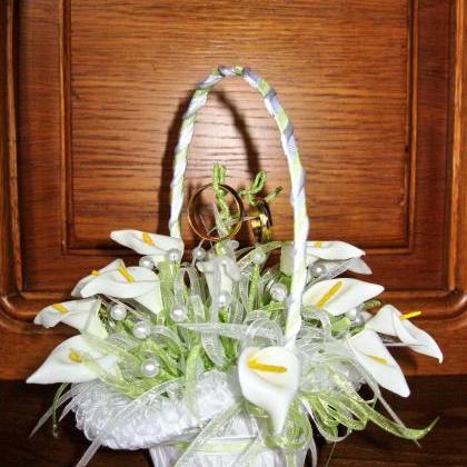 Ring Bearer Wedding Basket "white..