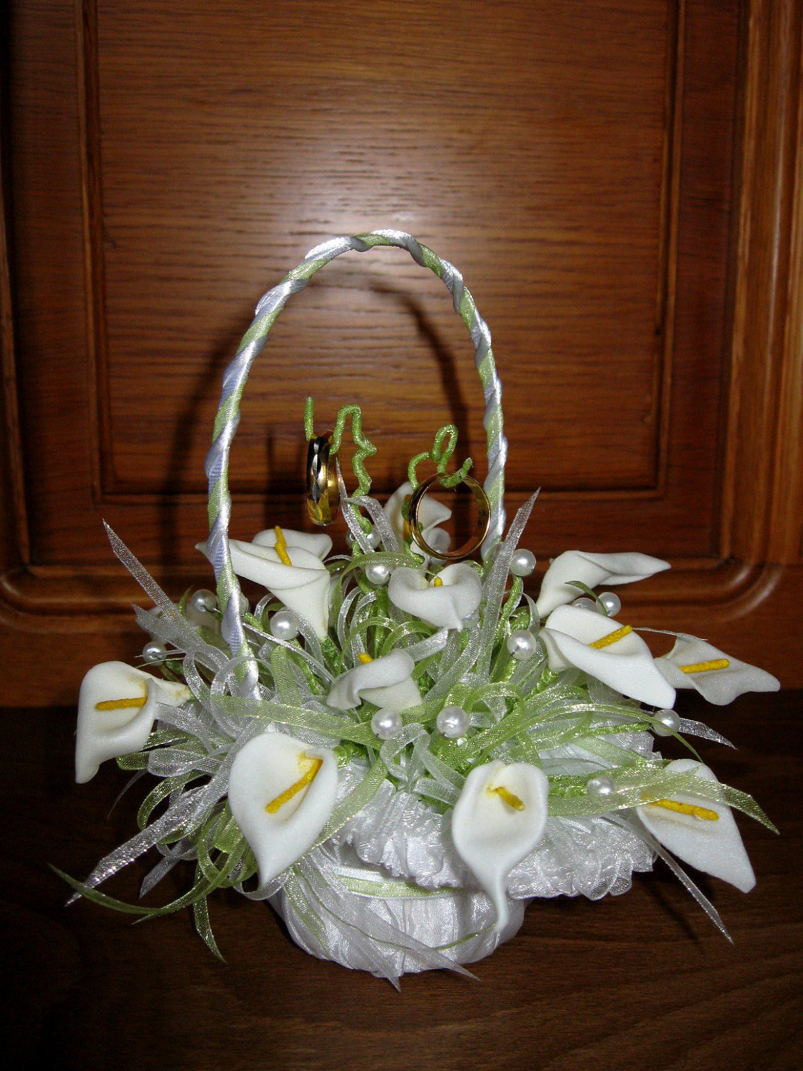 Ring Bearer Wedding Basket "white Calla", Ring Boy Basket, Wedding Ring Holder, White Calla Lily, Lilies